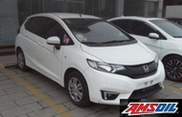 Motor oil designed for your 2016 Honda FIT